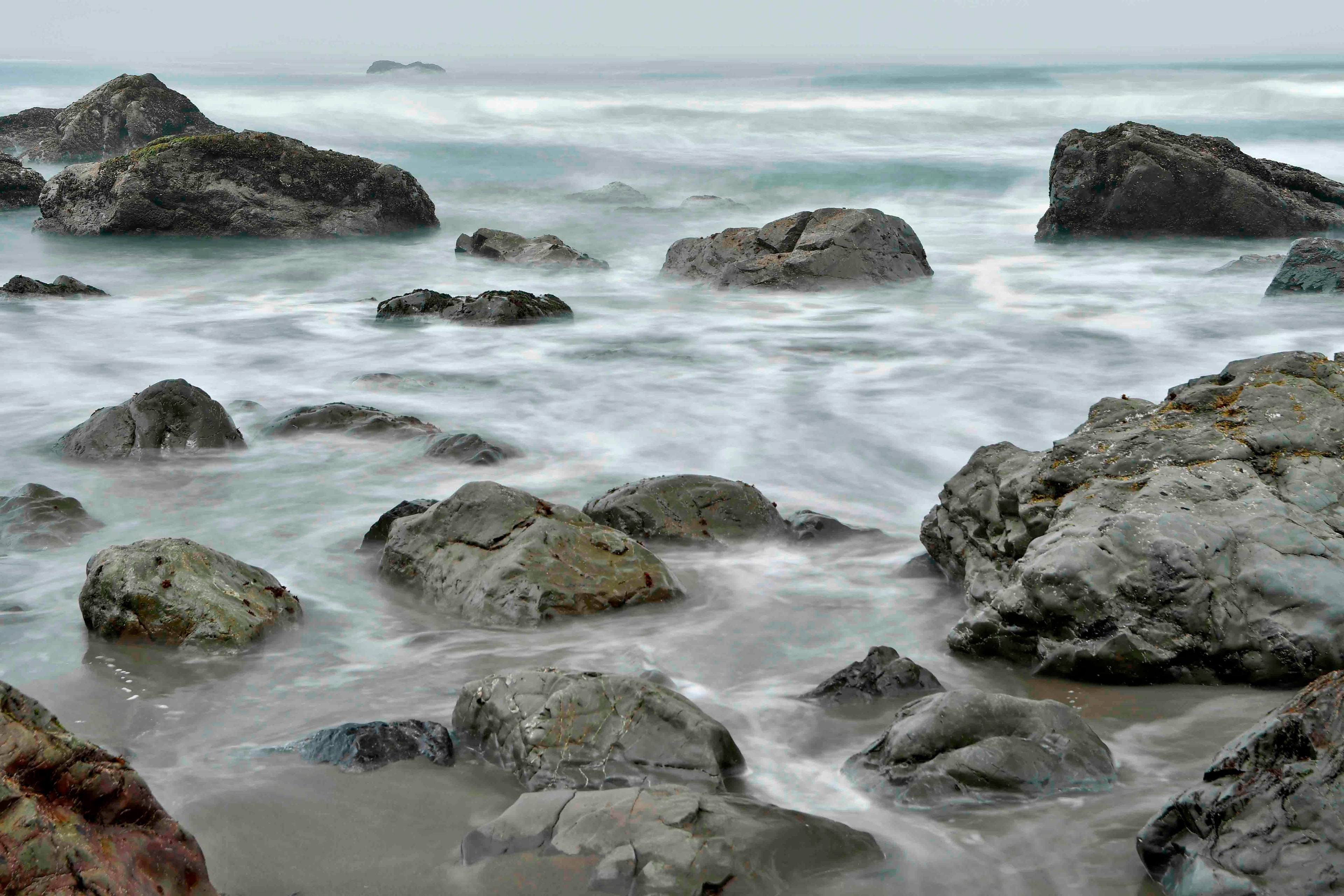 Rocks, rockpools and waves